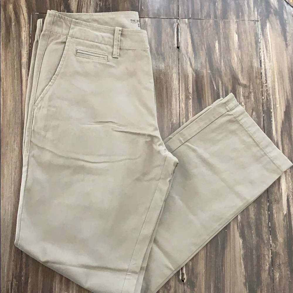 Old Navy Mens The Broken-In Khaki slim fit 34x32